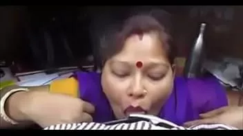play Desi aunty 与 blowjob - 私 コール 番号 on pornmilky.com