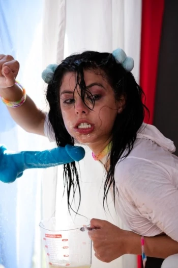 ポルノスター Gina Valentina