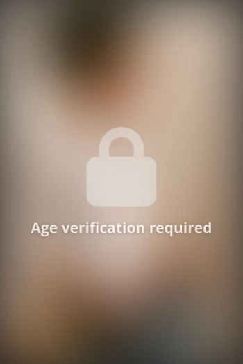 Porno Yıldızı Kinuski Kakku